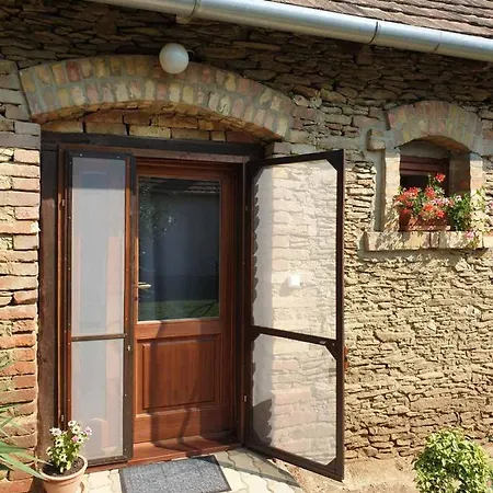 Kis Haz Apartman Zalacsány Exterior foto
